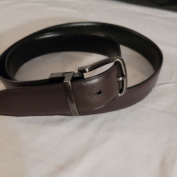 Dockers Men’s Reversible Bet Sz 38-40 Black Brown Faux Leather Silver Buckle - Picture 4 of 10